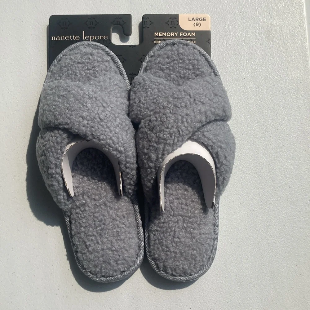 Nanette Lepore Gray x band Slipper memory foam
Indoor outdoor sole Large 9 - Picture 6 of 14